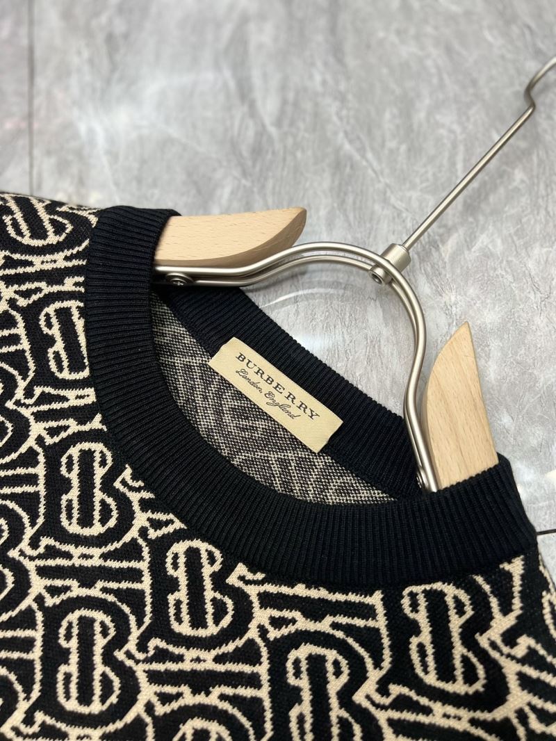 Burberry Sweaters